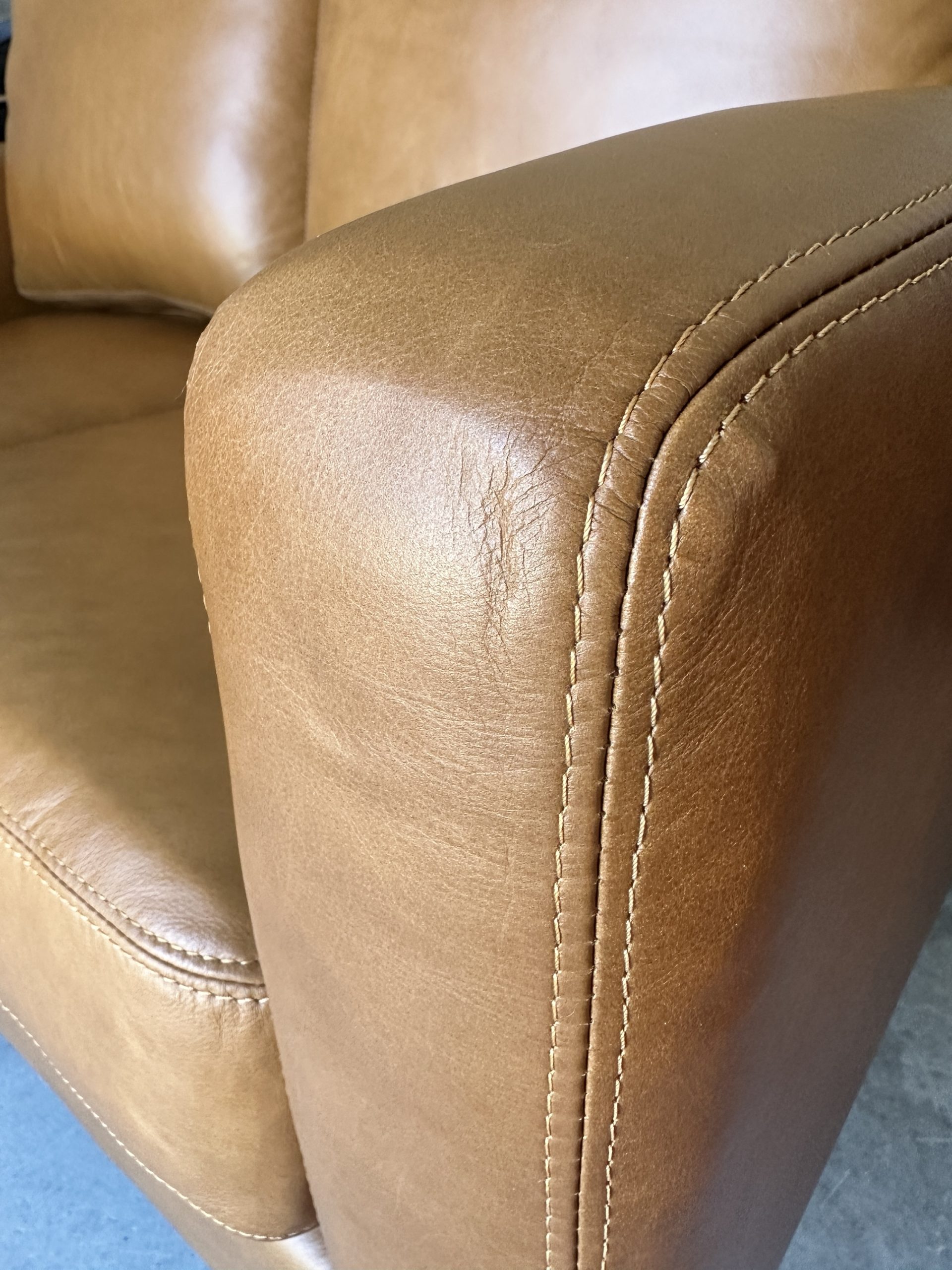 Apollo furniture original 3 seater tan leather couch - Image 5