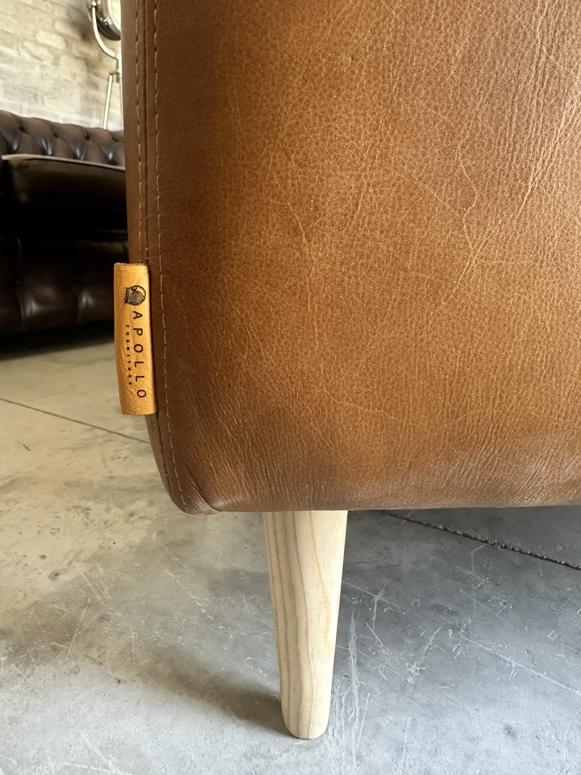 Apollo furniture original 3 seater tan leather couch - Image 2