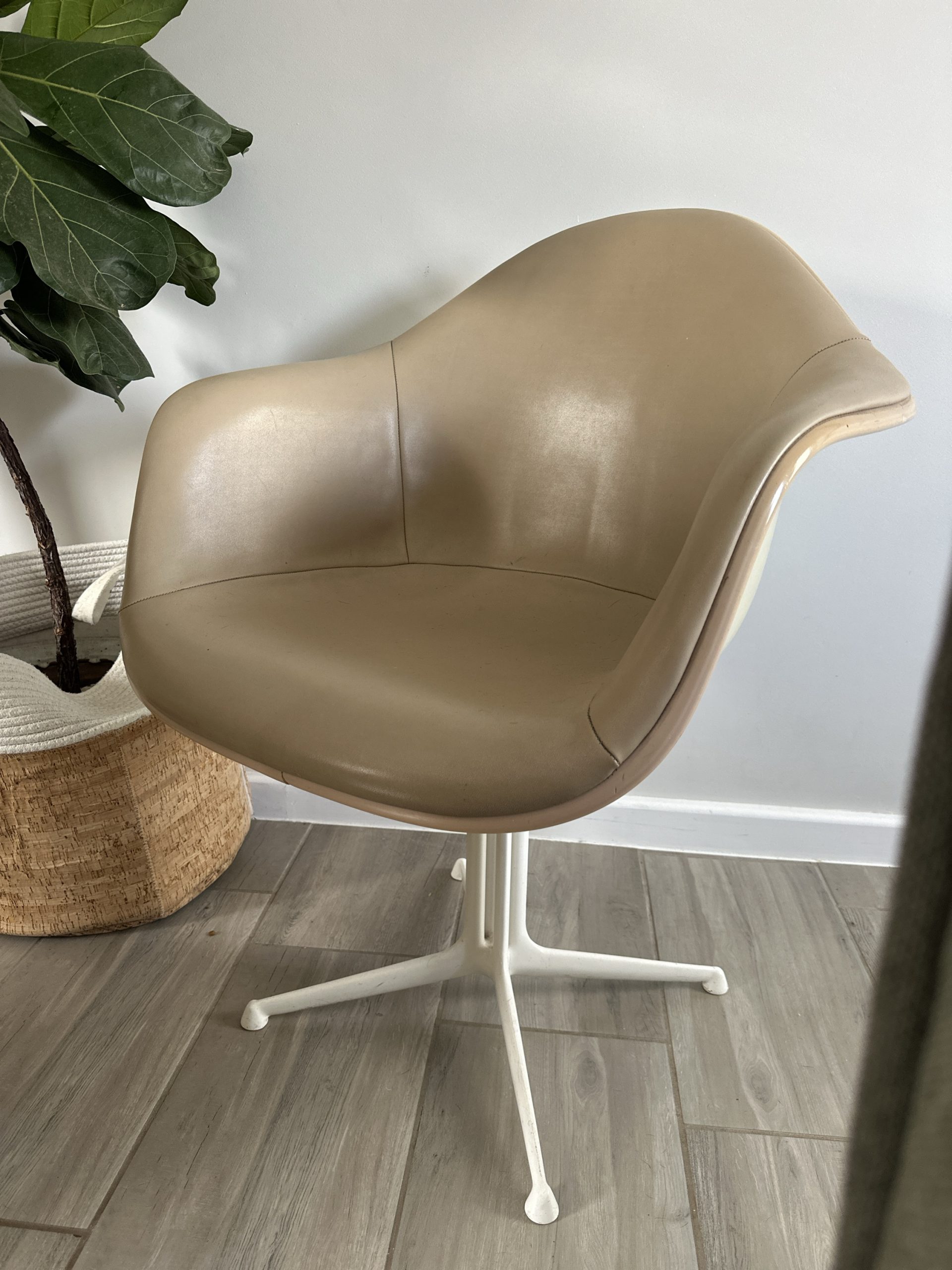 Authentic Herman Miller Eames La Fonda Armchair - Image 5