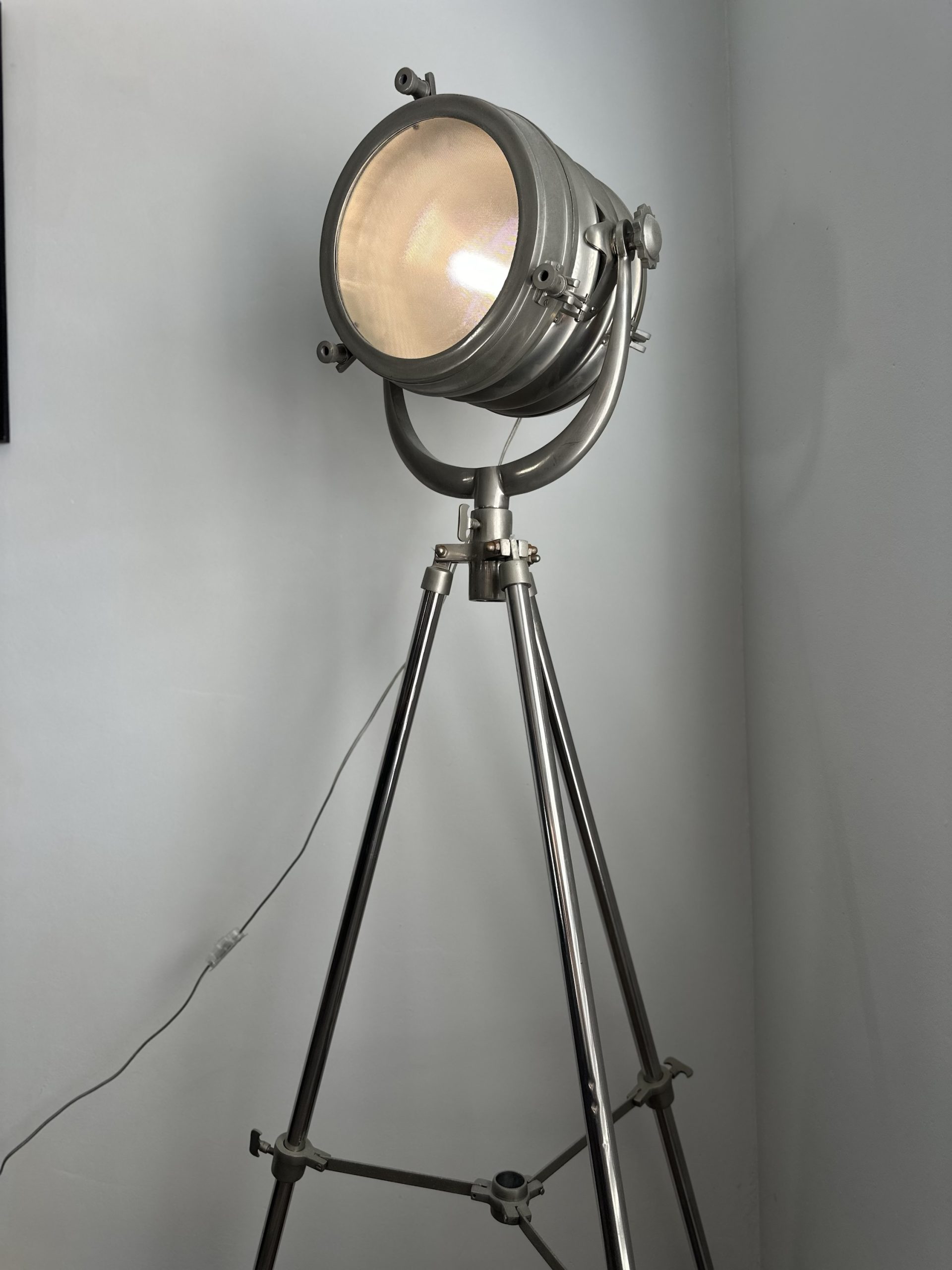 Weylandts Tripod Floor Lamp - Image 5